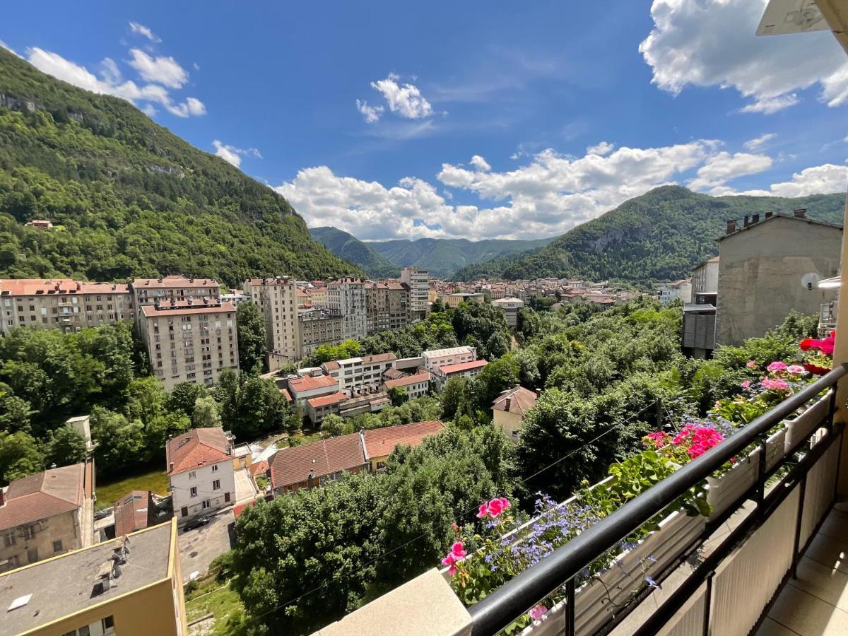 Апартаменты La Belle Vue Сен-Клод Экстерьер фото