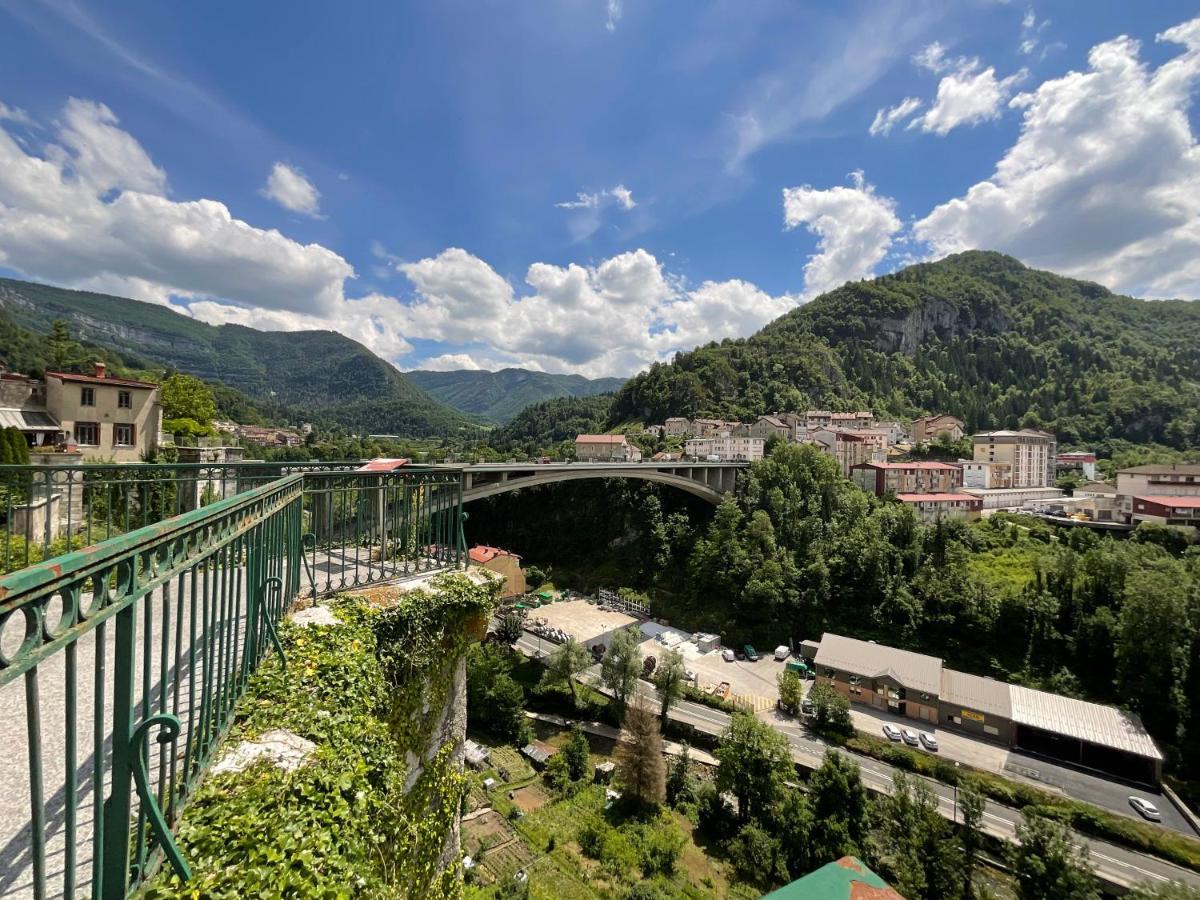 Апартаменты La Belle Vue Сен-Клод Экстерьер фото